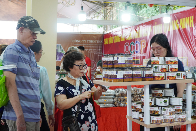 dsc00781-125136_454-125138.jpg Đặc sản tỉnh Quảng Ninh. Ảnh: Nguyễn Thủy.