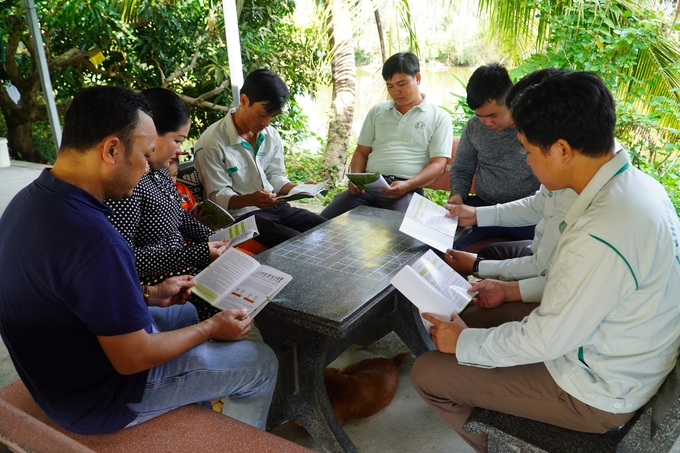 Đến nay, cả nước đã có 57 tỉnh, thành thành lập được 5.167 tổ khuyến nông cộng đồng với gần 47.300 thành viên. Ảnh: Kim Anh.