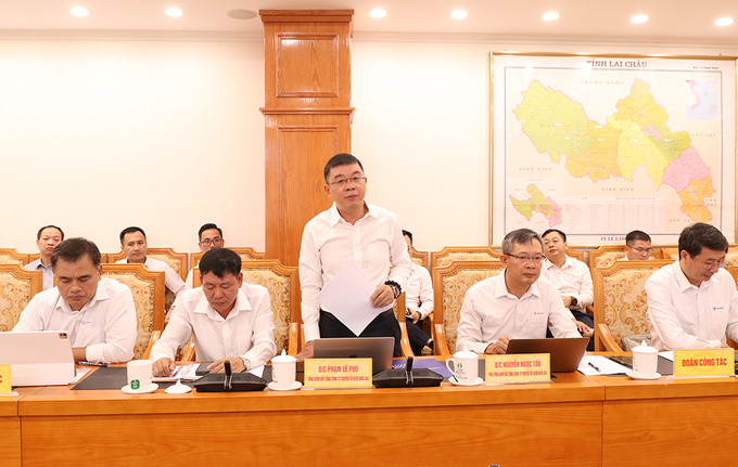 anh2lamvieclaichau112024-20241101123752169-081245_582.jpg Tổng giám đốc EVNNPT Phạm Lê Phú đề nghị tỉnh Lai Châu sớm phê duyệt chủ trương đầu tư các dự án.