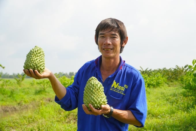 la-mat-na-sau-rieng-co-gai-trai-to-den-3kg-124533_17.jpg
