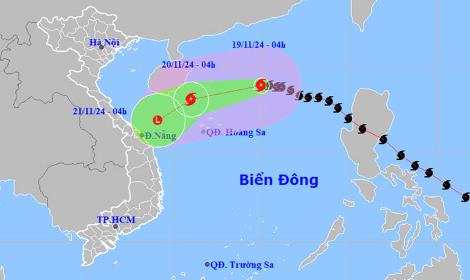 z6046637582280_98fa60eb69491d0bbe3e0cee74bb67c4-082706_669.jpg Dự báo vị trí và hướng di chuyển bão số 9 lúc 4h sáng 19/11. Ảnh: NCHMF.
