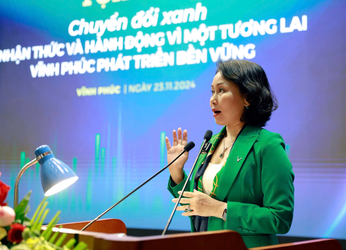 z6060958358517_bfb421f032732125241f2ed4088b83fa-150024_993.jpg Bà Lê Thị Thu Thủy, Phó Chủ tịch Tập đoàn Vingroup kiêm Chủ tịch VinFast Toàn cầu, khẳng định thương hiệu xe điện VinFast đã trở thành minh chứng rõ ràng nhất cho cam kết thúc đẩy chuyển đổi xanh của Vingroup.