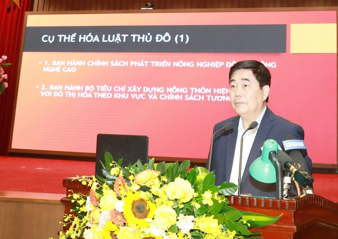 z6031004494084_ffe055ca1ca78d1dd7977293cb6ffca0-224507_467.jpg TS Cao Đức Phát chia sẻ về một số vấn đề triển khai Luật Thủ đô liên quan đến nông nghiệp, nông thôn.