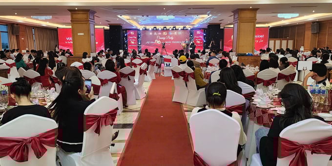 Hội nghị tri ân khách hàng nhân dịp 6 năm thành lập của Big Group tại Hà Nội.