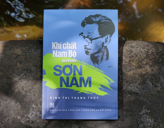 1-sach-son-nam-173528_832.jpg