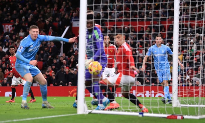 Cầu thủ Man.United đang gặp khó khăn và cần nhiều sự cải thiện về chuyên môn. 