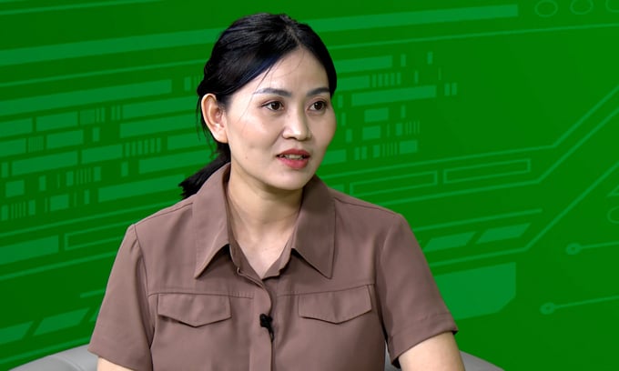 tang-thu-nhap-hon-100-lan-nho-chuyen-dich-san-xuat-theo-huong-xanh-102717_157.jpg Bà Nguyễn Thị Huyền tin tưởng vào tiềm năng của các sản phẩm xanh. Ảnh: Nghiêm Lan.