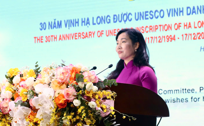 z6130892555161_aad94fa689f2fa0c0da96307d06ec5e6-223206_555.jpg Phó Chủ tịch UBND tỉnh Quảng Ninh Nguyễn Thị Hạnh phát biểu tại Lễ kỷ niệm. Ảnh: Thanh Phương.