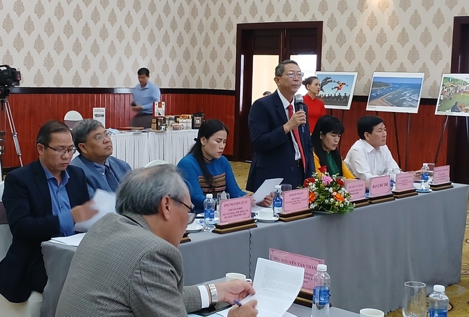 3-162411_302.jpg Ông Trần Văn Thanh, Giám đốc Sở Du lịch Bình Định, phát biểu tại hội nghị. Ảnh: V.Đ.T.