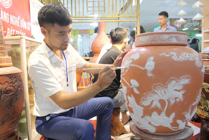 ca-nuoc-co-hon-2000-hop-tac-xa-nong-nghiep-co-san-pham-dat-ocop-190016_9.jpg Giai đoạn 2021-2024 đã có trên 600 nghìn lao động nông thôn được đào tạo nghề nông nghiệp.