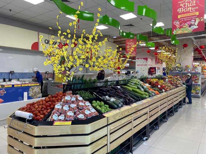 coopmart-ha-noi-thay-ao-moi-nang-tam-thuong-hieu-mien-bac-154258_276.jpg Các gian hàng được sắp xếp có khoa học, gọn gàng và bắt mắt.