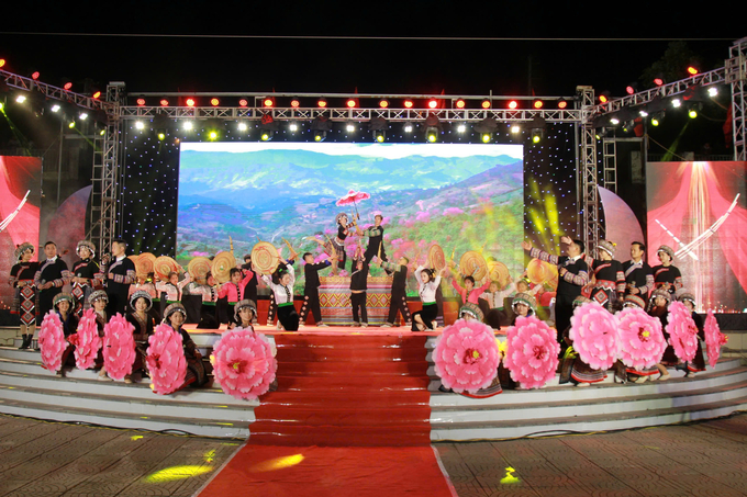 a-17-220214_690.jpg Huyện Mù Cang Chải khai mạc Festival khèn Mông và Lễ hội hoa Tớ dày năm 2024. Ảnh: Thanh Tiến.