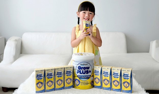 picture2-103800_241.jpg Nutifood GrowPLUS+ Sữa Non là 'chân ái' bảo vệ đề kháng của các em nhỏ. Ảnh: Nutifood.
