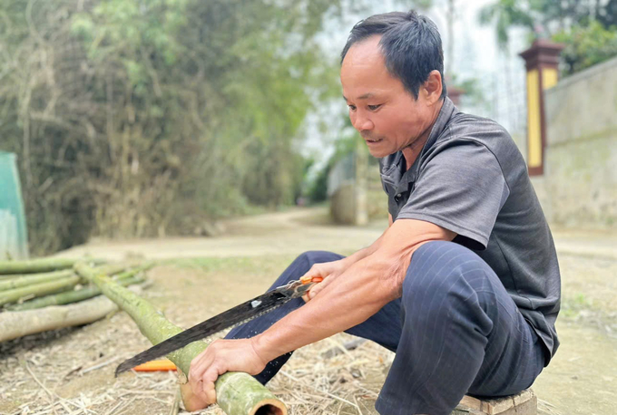 tre2-104531_333.jpg Tre được người dân Tùng Châu dùng làm các vật dụng phục vụ sản xuất, sinh hoạt. Ảnh: Thanh Nga.