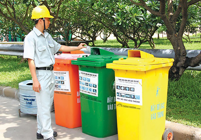 phan-loai-rac_1611164417-082343_517.jpg Từ ngày 1/1/2025, phân loại chất thải rắn sinh hoạt là việc làm bắt buộc (Ảnh minh họa).
