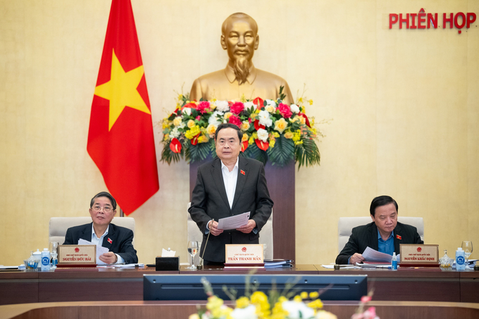 1-145055_466.jpg Chủ tịch Quốc hội Trần Thanh Mẫn phát biểu bế mạc Phiên họp thứ 41 của Ủy ban Thường vụ Quốc hội. Ảnh: Quốc hội.