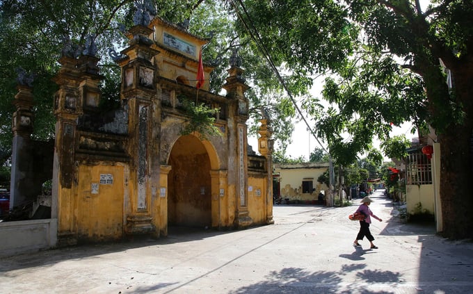 nguoi-lang-da-thanh-nguoi-pho-101140_1000.jpg