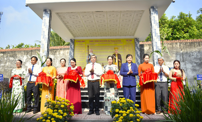 _dsc0273-094759_730.jpg Đại biểu cắt băng khánh thành công trình. Ảnh: Minh Đảm.
