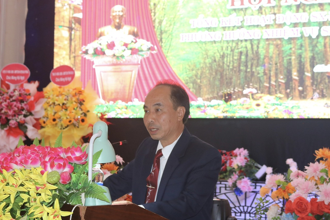 z6314903152952_a5d7541f941c57ac41b5ae0aada98184-210640_839.jpg Ông Võ Toàn Thắng, Tổng Giám đốc Công ty Cao su Chư Prông phát biểu tại hội nghị. Ảnh: TA.