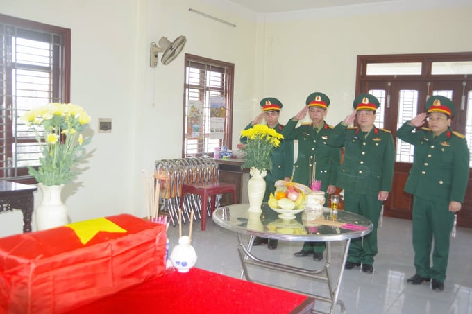 z6325587455298_0d743938a855608e6e3edec774de1353-154949_868.jpg Hài cốt liệt sỹ được quàn tại Nhà quản trang Nghĩa trang Liệt sỹ huyện Hải Lăng. Ảnh: XD.