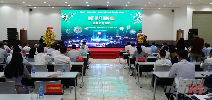 dsc08021-104148_331-104149.jpg Ngày 21/2, tại thành phố Thủ Dầu Một, tỉnh Bình Dương đã diễn ra buổi họp mặt báo chí nhân dịp mừng Đảng, mừng Xuân Ất Tỵ 2025. Ảnh: Trần Phi.