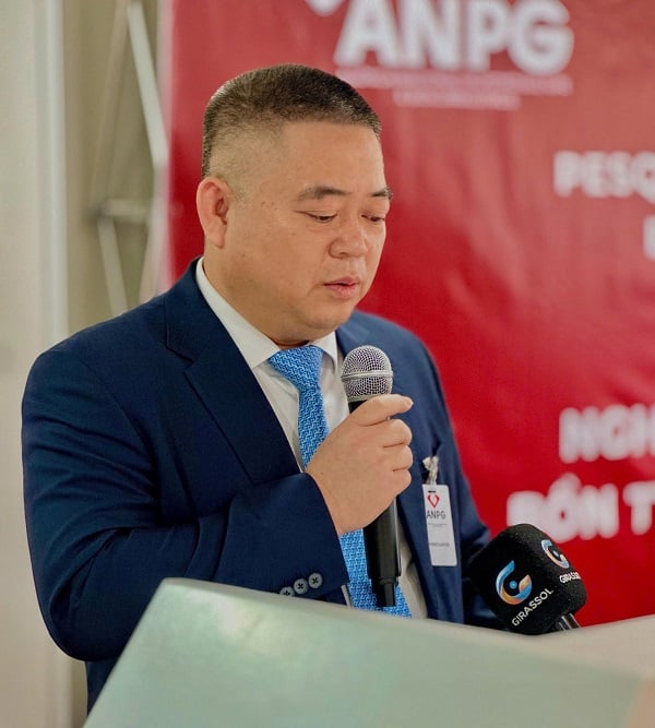 Chủ tịch Tập đoàn Xuân Thiện ông Nguyễn Văn Thiện phát biểu tại lễ ký kết tại Luanda. Ảnh: Tập đoàn Xuân Thiện. Chủ tịch Tập đoàn Xuân Thiện ông Nguyễn Văn Thiện phát biểu tại lễ ký kết tại Luanda. Ảnh: Tập đoàn Xuân Thiện.
