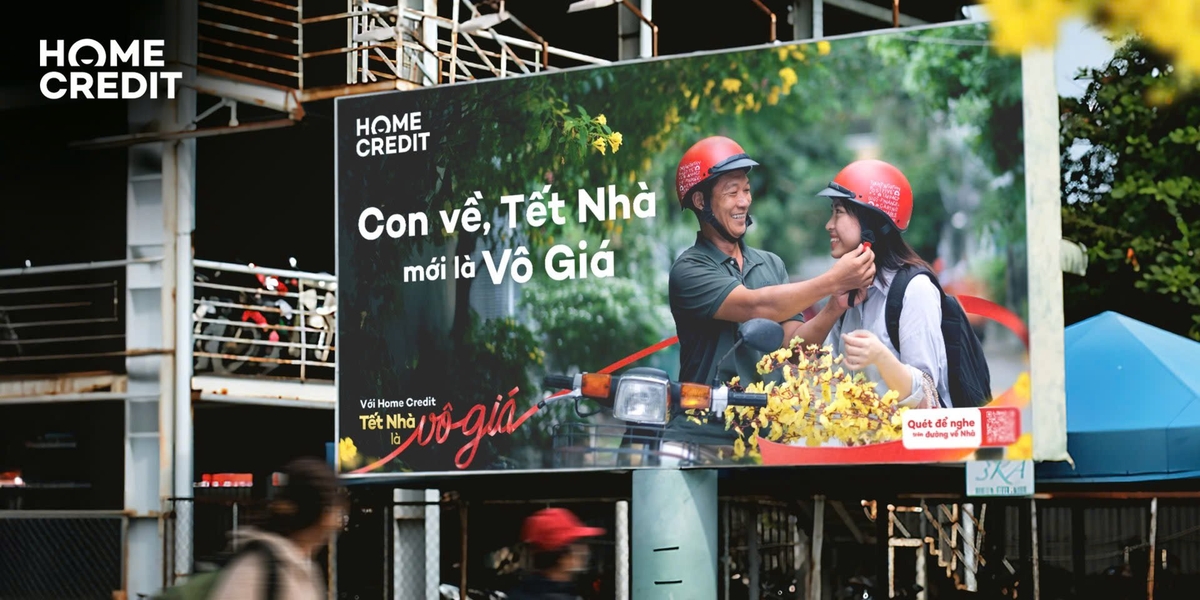 Home Credit lan tỏa 'Tết Nhà là Vô giá' trên mọi cung đường xuân. Home Credit lan tỏa 'Tết Nhà là Vô giá' trên mọi cung đường xuân.