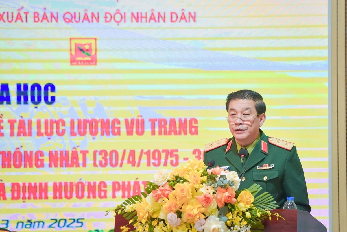 Trung tướng Trương Thiên Tô - Phó Chủ nhiệm Tổng cục Chính trị phát biểu chỉ đạo Hội thảo. Ảnh: Trung Minh. Trung tướng Trương Thiên Tô - Phó Chủ nhiệm Tổng cục Chính trị phát biểu chỉ đạo Hội thảo. Ảnh: Trung Minh.