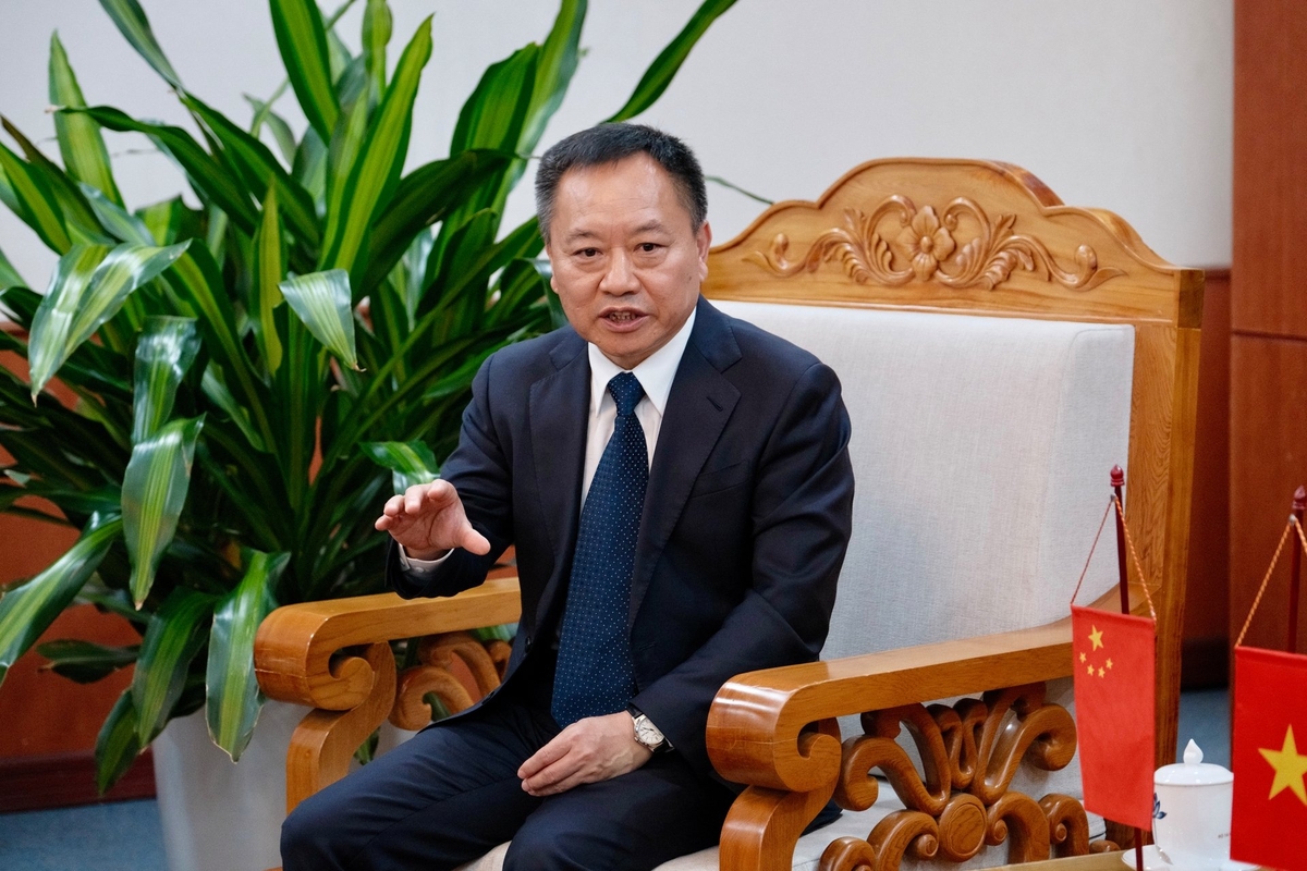 Bộ trưởng Bộ Thủy lợi Trung Quốc Lý Quốc Anh mong muốn thắt chặt hơn nữa quan hệ giữa hai nước. Ảnh: Quỳnh Chi.