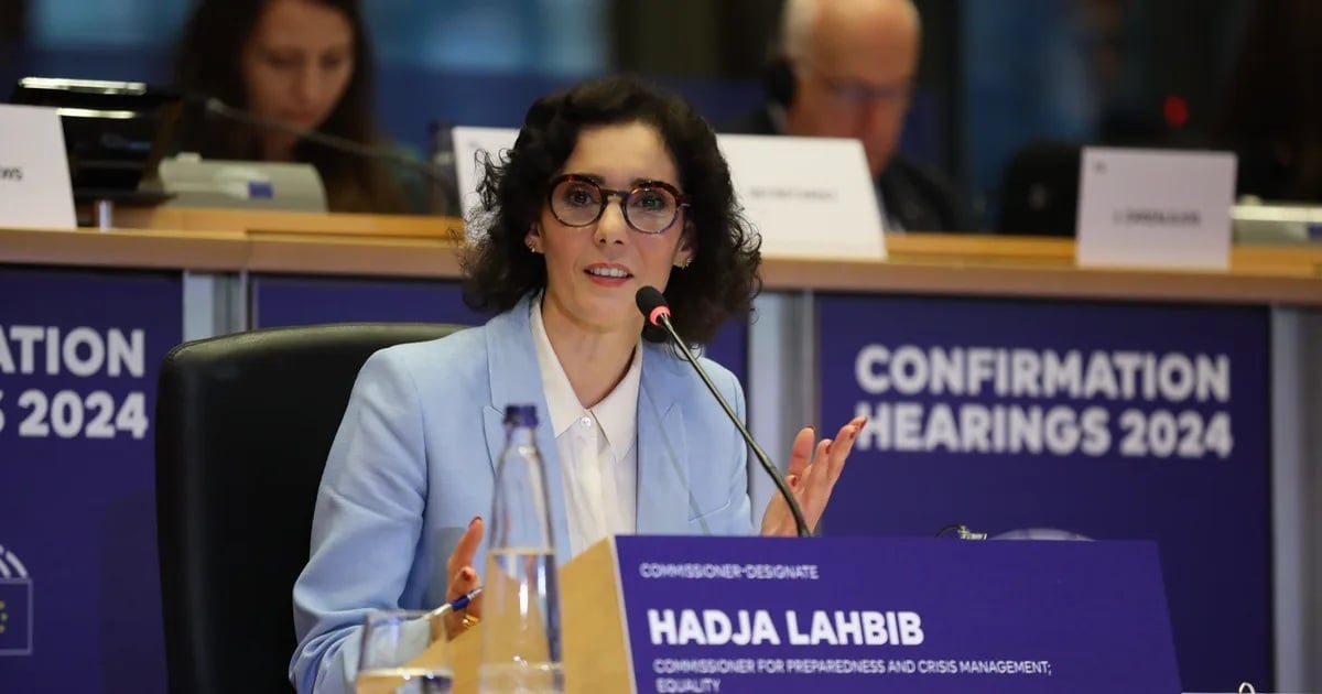Ủy viên EU về Viện trợ Nhân đạo và Quản lý Khủng hoảng Hadja Lahbib. Ảnh: Renew Europe. Ủy viên EU về Viện trợ Nhân đạo và Quản lý Khủng hoảng Hadja Lahbib. Ảnh: Renew Europe.