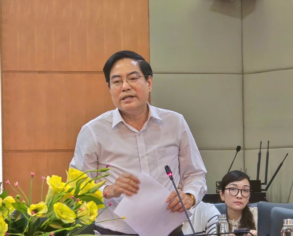 Ông Phan Huy Thục – Phó Giám đốc Sở Y tế Hải Phòng thông tin về tình hình dịch sởi trên địa bàn thành phố. Ảnh: Đinh Mười. Ông Phan Huy Thục – Phó Giám đốc Sở Y tế Hải Phòng thông tin về tình hình dịch sởi trên địa bàn thành phố. Ảnh: Đinh Mười.