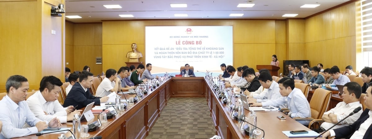 The announcement ceremony for the Tay Bac Project results saw the attendance of representatives from various ministries, agencies, and 14 provinces in the Northwest region. Photo: Nguyen Thuy.