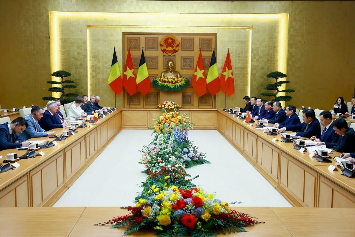 The issue of lifting the IUU 'yellow card' was raised by the Prime Minister during the meeting with the King of Belgium. Photo: VGP.