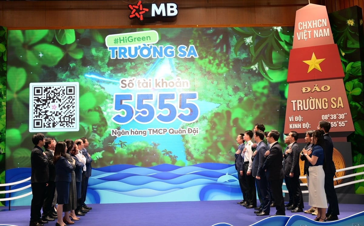 MB phát động chương trình trồng 1 triệu cây xanh cho Trường Sa. Ảnh: Trung Dũng. MB phát động chương trình trồng 1 triệu cây xanh cho Trường Sa. Ảnh: Trung Dũng.