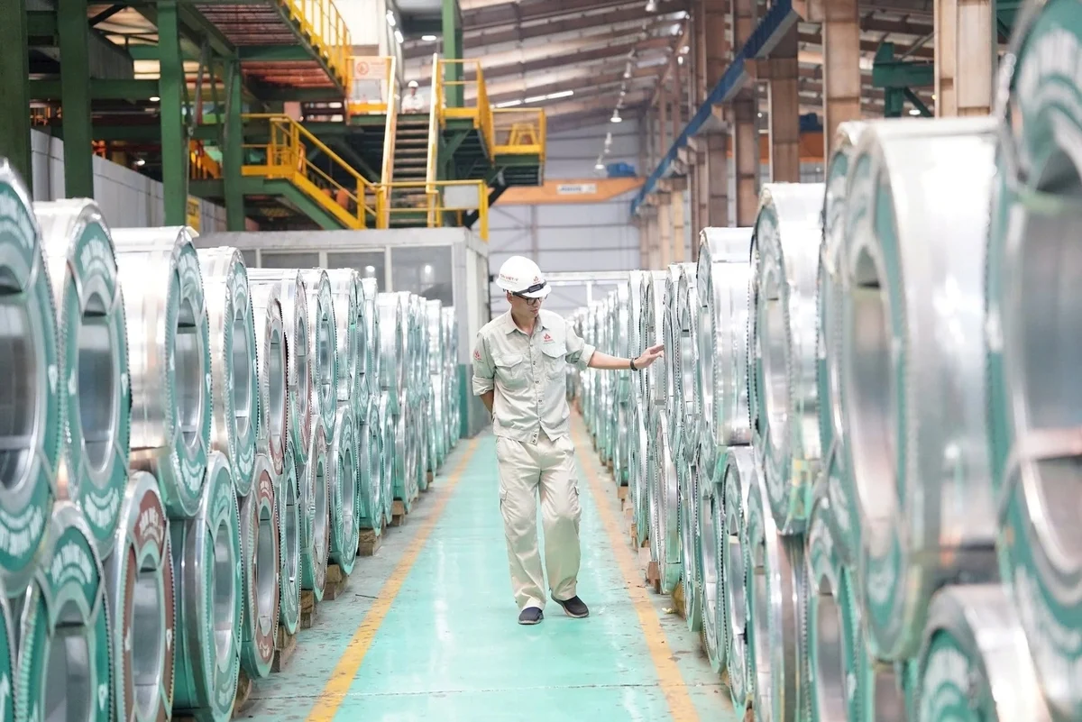 Các doanh nghiệp giữ tâm thế 'chờ và quan sát' trước các chính sách thuế đối ứng của Mỹ và điều chỉnh luật trong kỳ họp Quốc hội tháng 5 sắp tới. Ảnh: VNSTEEL. Các doanh nghiệp giữ tâm thế 'chờ và quan sát' trước các chính sách thuế đối ứng của Mỹ và điều chỉnh luật trong kỳ họp Quốc hội tháng 5 sắp tới. Ảnh: VNSTEEL.