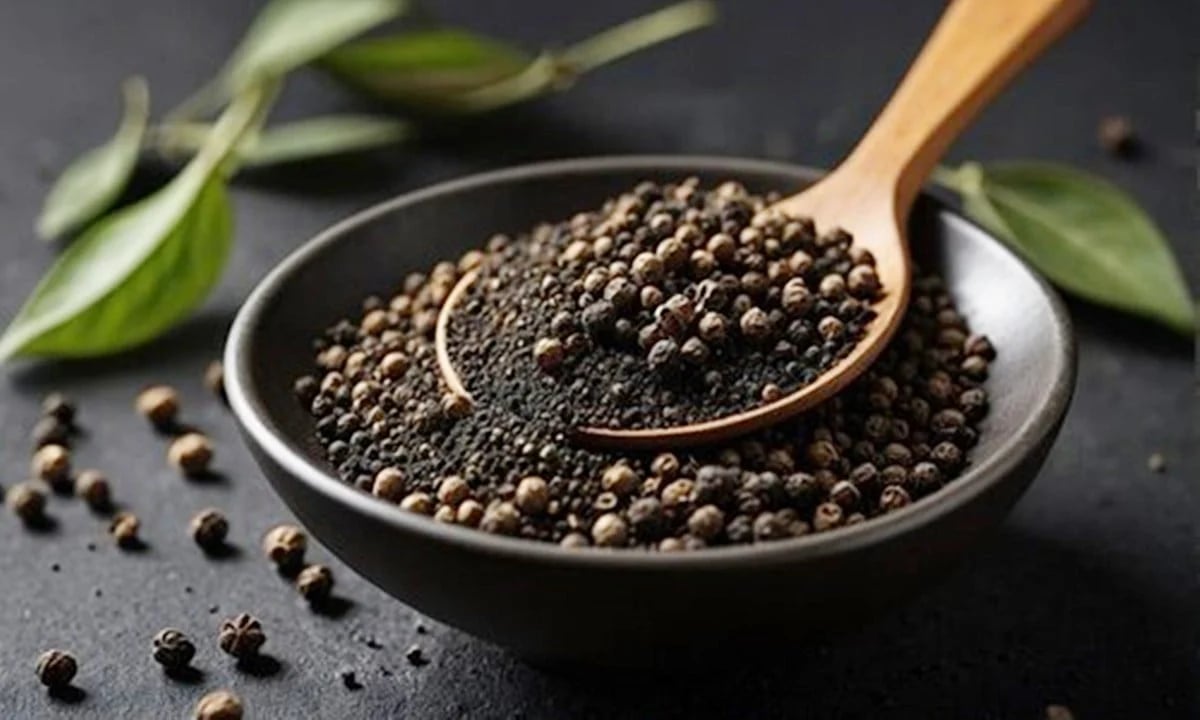 Latest domestic and global pepper prices on April 16, 2025