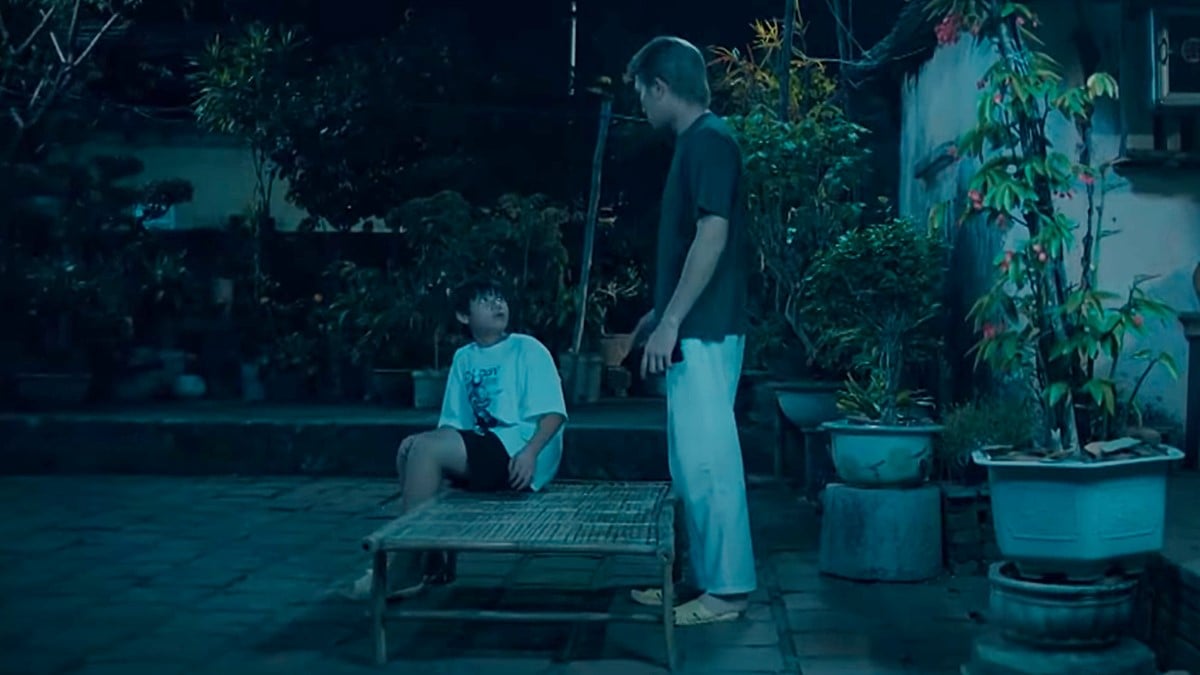 Nguyên ra yêu cầu Phỏm vào ngủ. Ảnh CMH Nguyên ra yêu cầu Phỏm vào ngủ. Ảnh CMH