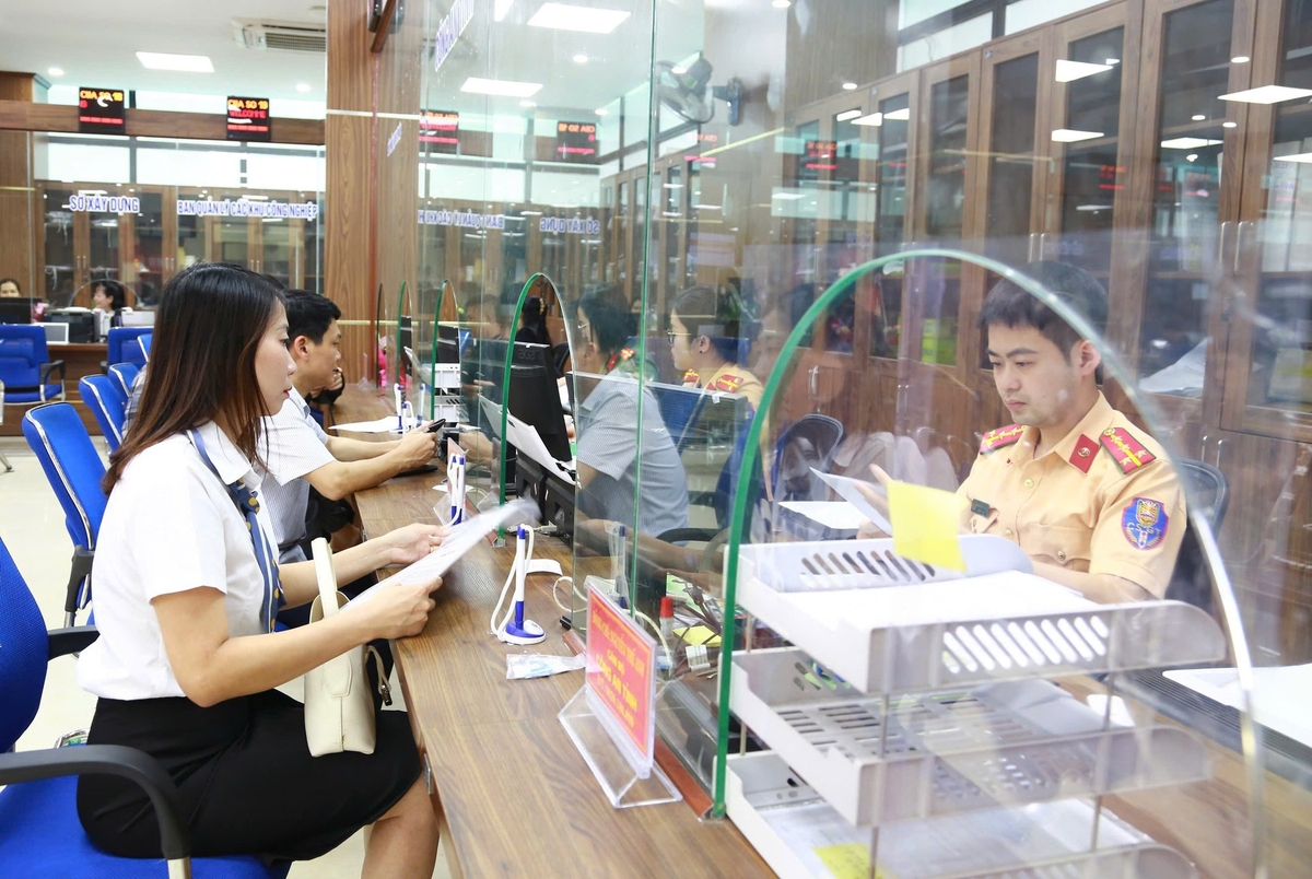 Yên Bái đặt mục tiêu cắt giảm 30% thủ tục hành chính trong năm 2025. Ảnh: Thanh Ngà.