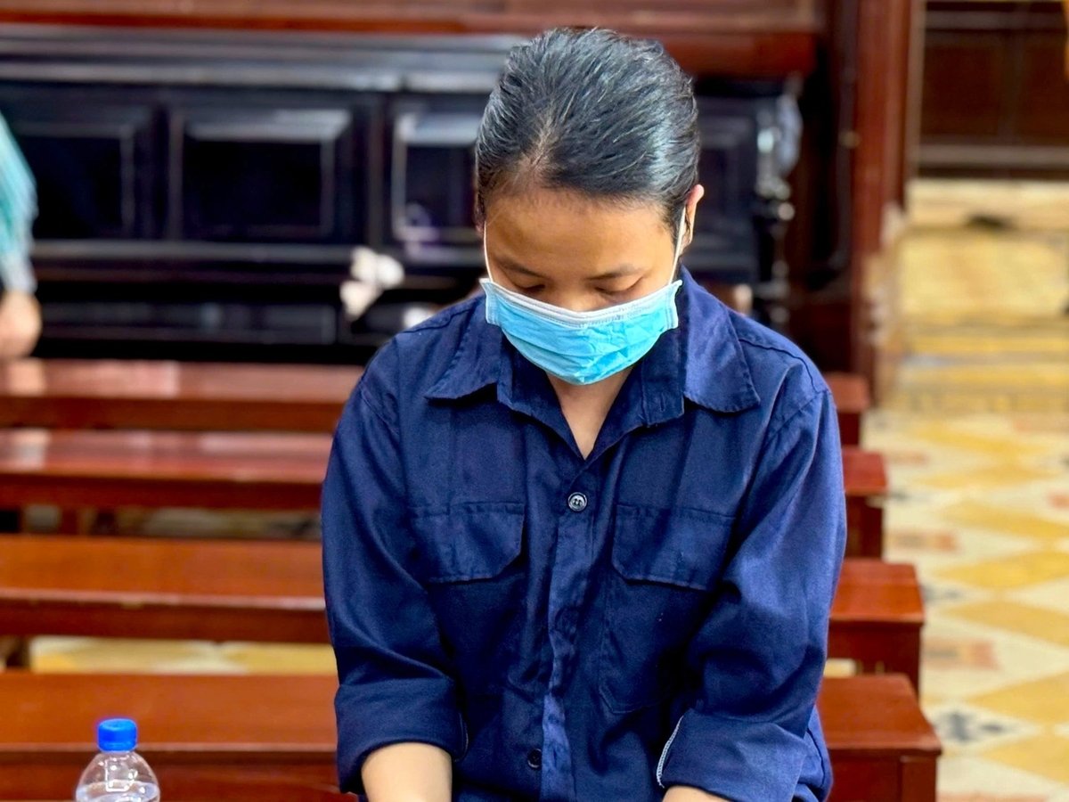 Bị cáo Nguyễn Thị Tuyết Nga, nhân viên thu ngân bệnh viện TP.Thủ Đức bị tòa tuyên phạt 20 năm tù về tội 'Tham ô'. Ảnh: HT.