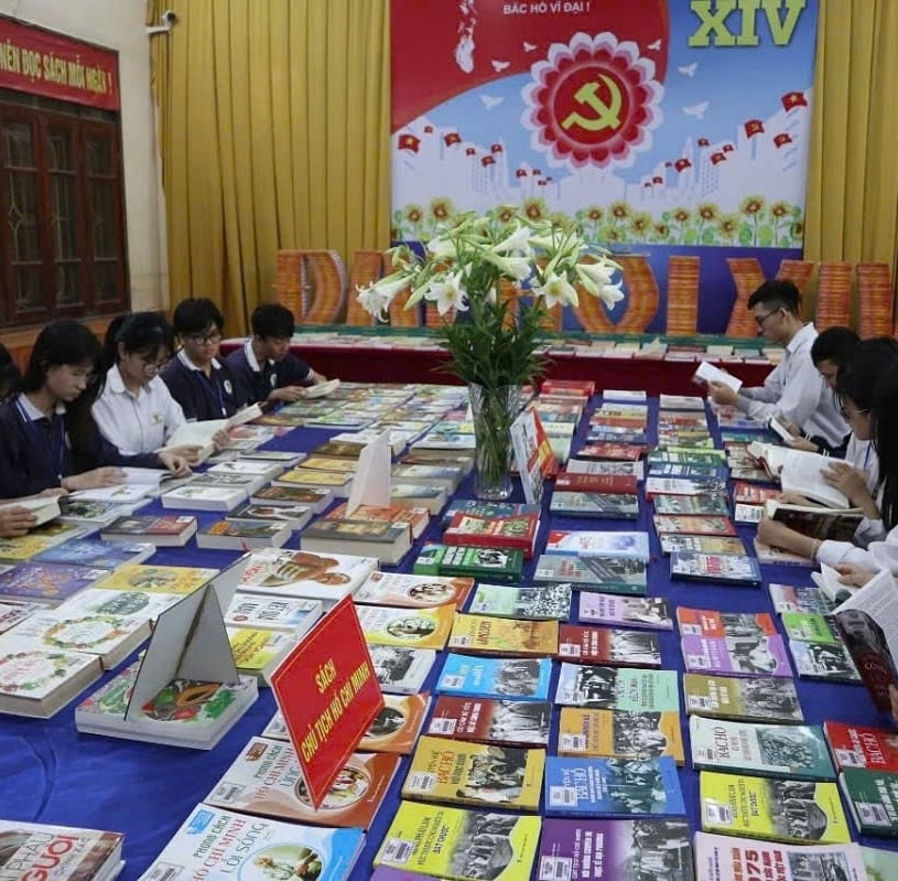 Sự kiện thu hút nhiều bạn học sinh tham gia. Ảnh: Thư viện tỉnh Nam Định.