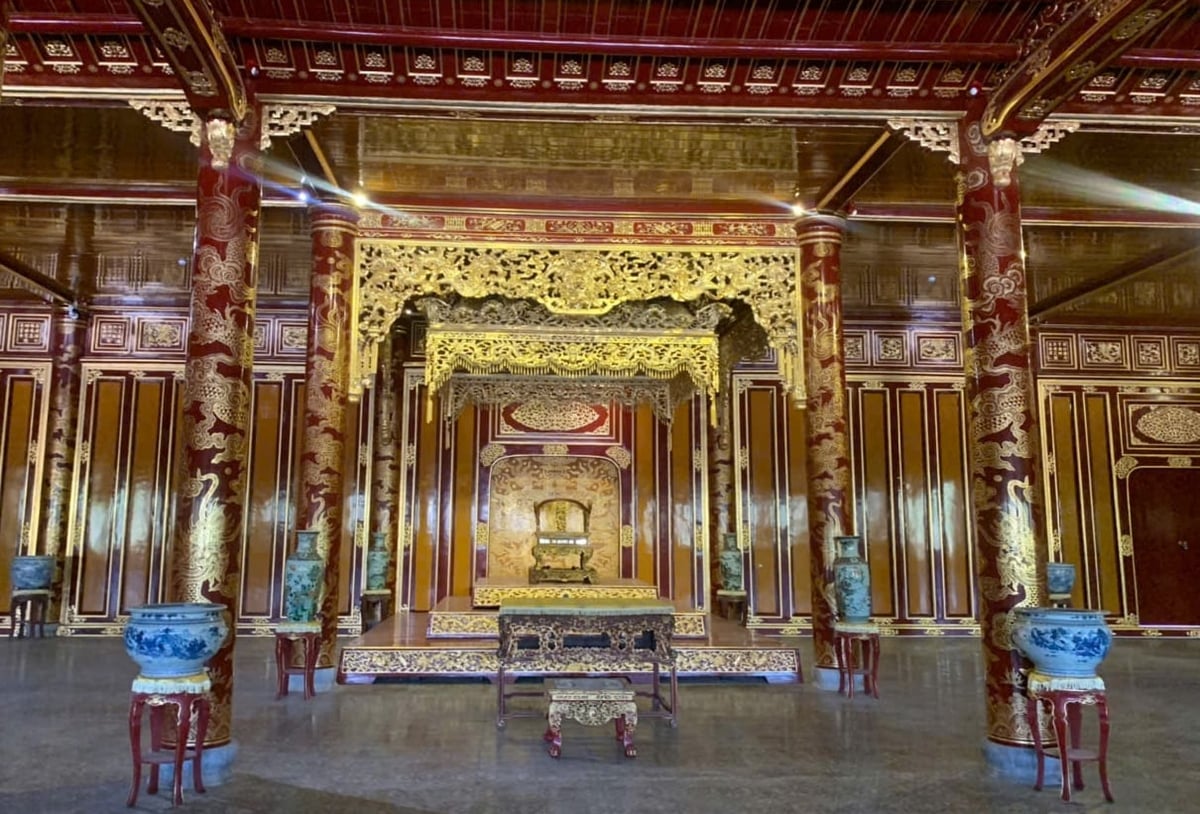 Điện Thái Hòa, Điện Kiến Trung… là những nơi được du khách lựa chọn đến chụp hình. Điện Thái Hòa, Điện Kiến Trung… là những nơi được du khách lựa chọn đến chụp hình.