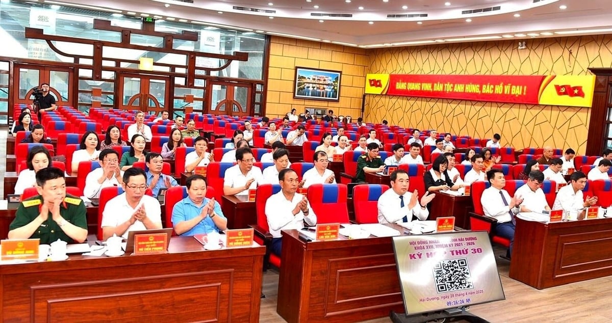 HĐND tỉnh Hải Dương tổ chức Kỳ họp thứ 30, thông qua 15 nghị quyết quan trọng. Ảnh: BHD. HĐND tỉnh Hải Dương tổ chức Kỳ họp thứ 30, thông qua 15 nghị quyết quan trọng. Ảnh: BHD.
