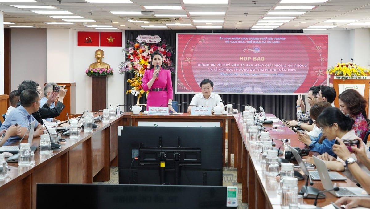 Buổi họp báo thông tin về Lễ kỷ niệm 70 năm Ngày Giải phóng Hải Phòng và Lễ hội Hoa phượng đỏ - Hải Phòng năm 2025. Ảnh: Nguyễn Thủy. Buổi họp báo thông tin về Lễ kỷ niệm 70 năm Ngày Giải phóng Hải Phòng và Lễ hội Hoa phượng đỏ - Hải Phòng năm 2025. Ảnh: Nguyễn Thủy.