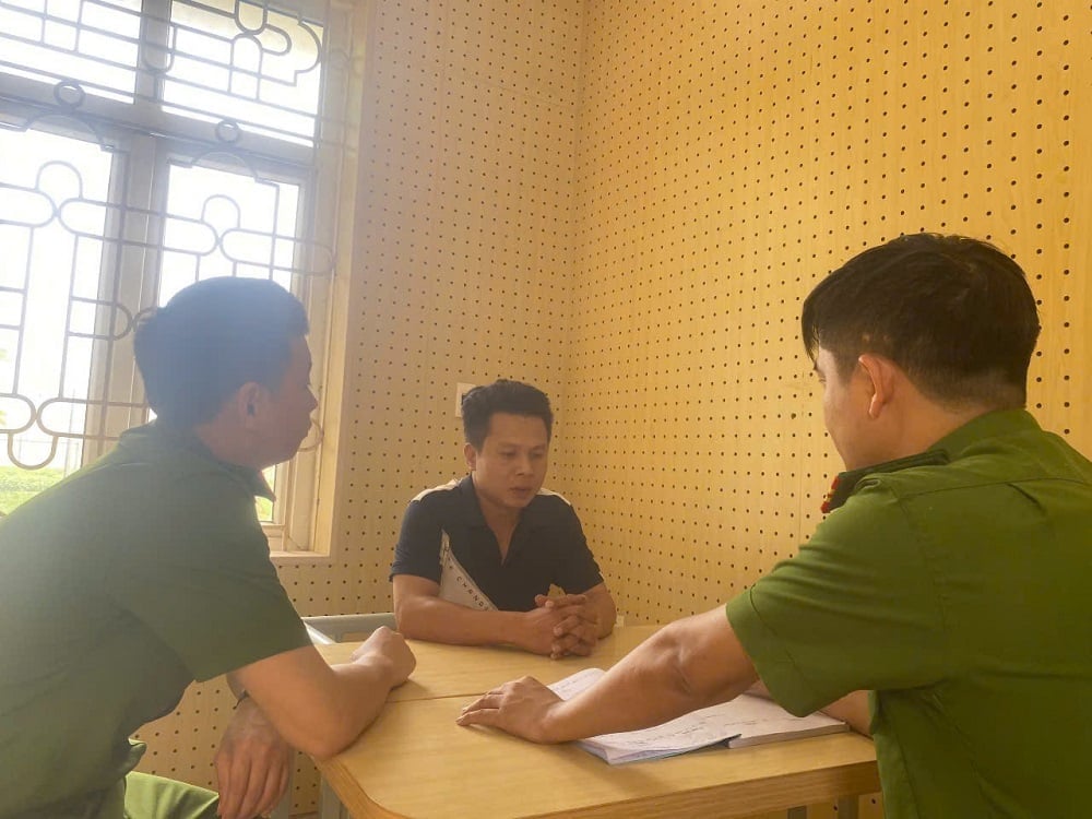 Đối tượng La Văn Tuấn tại cơ quan công an. Ảnh: Công an tỉnh Vĩnh Phúc. Đối tượng La Văn Tuấn tại cơ quan công an. Ảnh: Công an tỉnh Vĩnh Phúc.