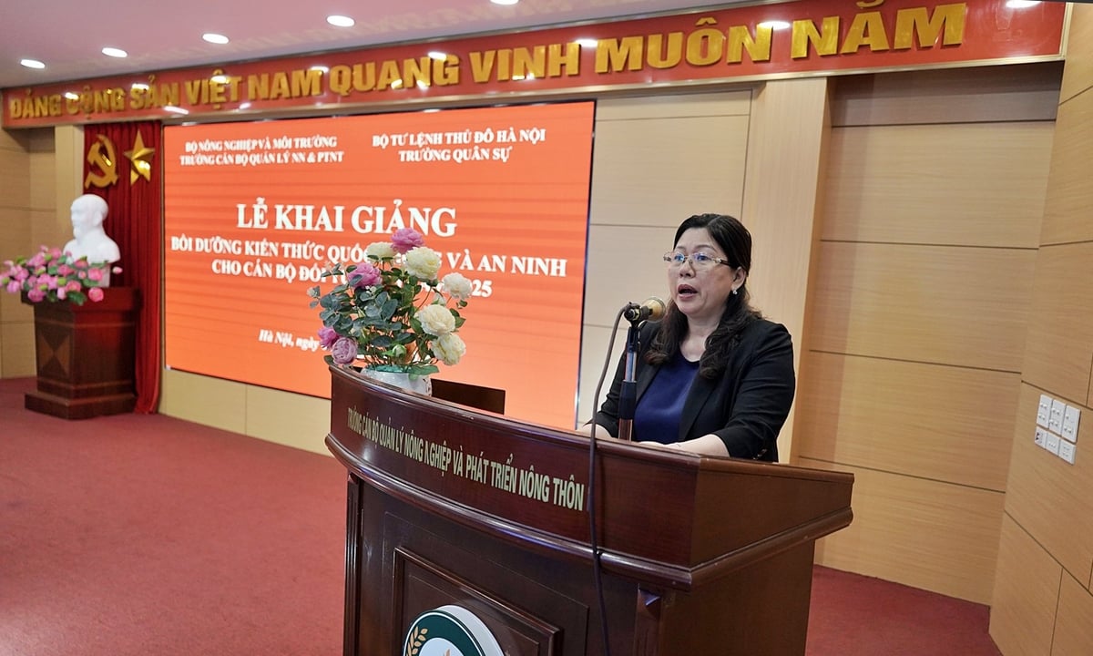 Thứ trưởng Nguyễn Thị Phương Hoa phát biểu tại lễ khai giảng. Ảnh: Bảo Thắng. Thứ trưởng Nguyễn Thị Phương Hoa phát biểu tại lễ khai giảng. Ảnh: Bảo Thắng.