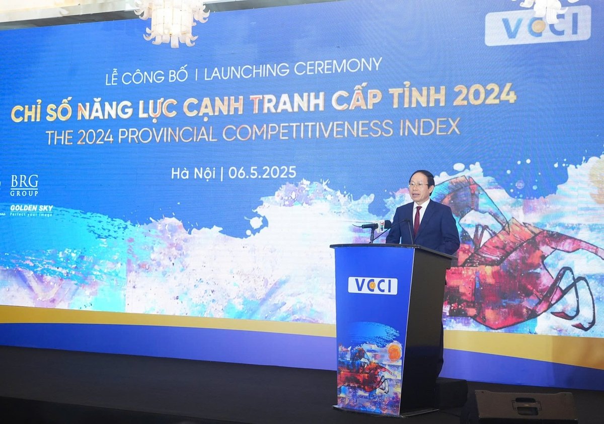 Ông Lê Tiến Châu - Bí thư Thành ủy Hải Phòng chia sẻ về những nỗ lực của thành phố Cảng trong những năm qua để có được những con số phát triển kinh tế - xã hội ấn tượng như hiện nay. Ảnh: Đàm Thanh. Ông Lê Tiến Châu - Bí thư Thành ủy Hải Phòng chia sẻ về những nỗ lực của thành phố Cảng trong những năm qua để có được những con số phát triển kinh tế - xã hội ấn tượng như hiện nay. Ảnh: Đàm Thanh.