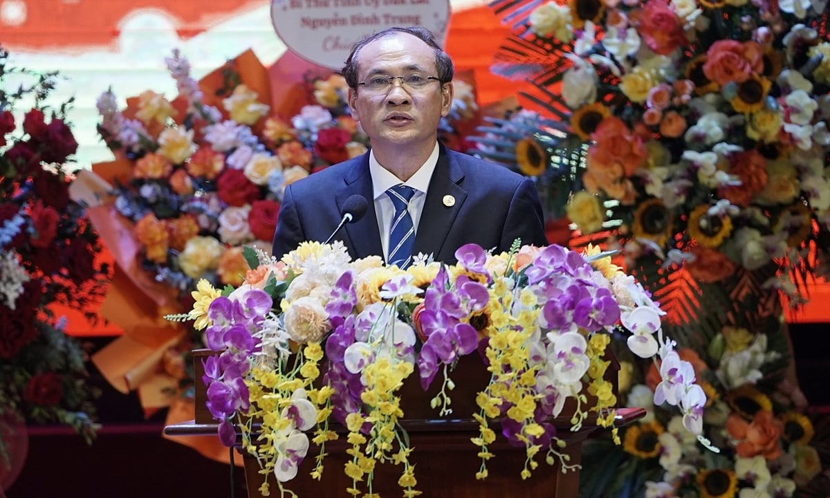 GS-TS Nguyễn Trung Việt phát biểu nhận nhiệm vụ. Ảnh: Bảo Thắng. GS-TS Nguyễn Trung Việt phát biểu nhận nhiệm vụ. Ảnh: Bảo Thắng.