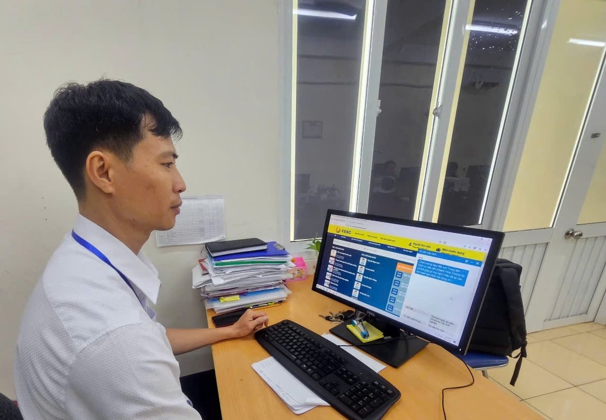 Người lao động có thể lên trang điện tử của Trung tâm Dịch vụ việc làm Khánh Hòa để tìm kiếm việc làm phù hợp. Ảnh: KS. Người lao động có thể lên trang điện tử của Trung tâm Dịch vụ việc làm Khánh Hòa để tìm kiếm việc làm phù hợp. Ảnh: KS.