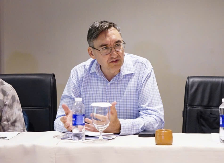 Mr. Brent Stewart, Deputy Consul General of Australia in Ho Chi Minh City, emphasized the critical role of media in providing information to communities. Photo: Linh Linh.
