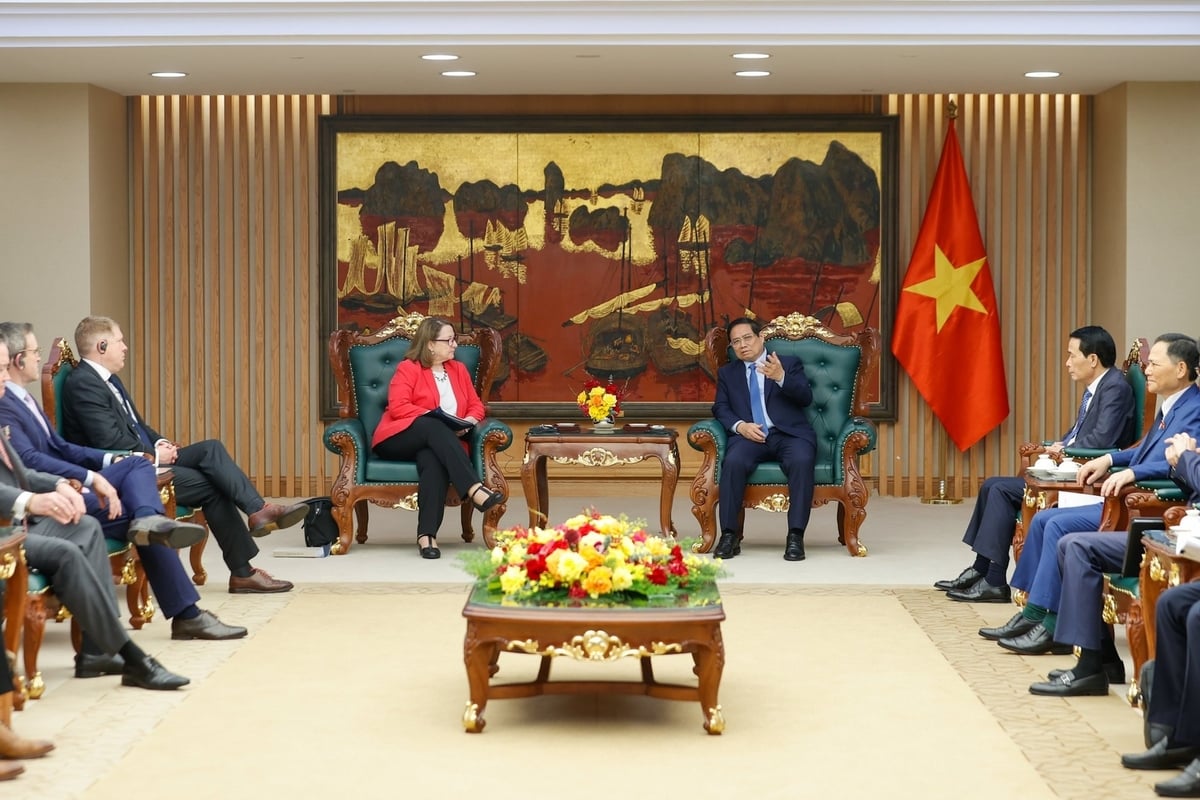 Thủ tướng Phạm Minh Chính tiếp Đoàn USCC của Quốc hội Hoa Kỳ, do Chủ tịch USCC Reva Price làm trưởng đoàn. Ảnh: VGP. Thủ tướng Phạm Minh Chính tiếp Đoàn USCC của Quốc hội Hoa Kỳ, do Chủ tịch USCC Reva Price làm trưởng đoàn. Ảnh: VGP.